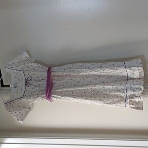 🆕 Floral White Dress, Vintage Details, Purple Accents, XS